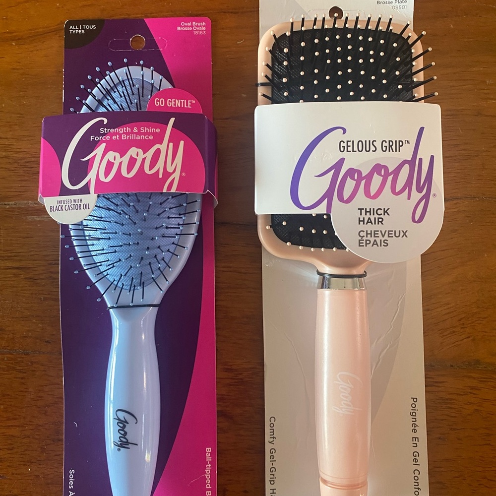 Set of 2 Brand New Goody Hair Brushes ivory paddle Gelous Grip blue Go Gentle